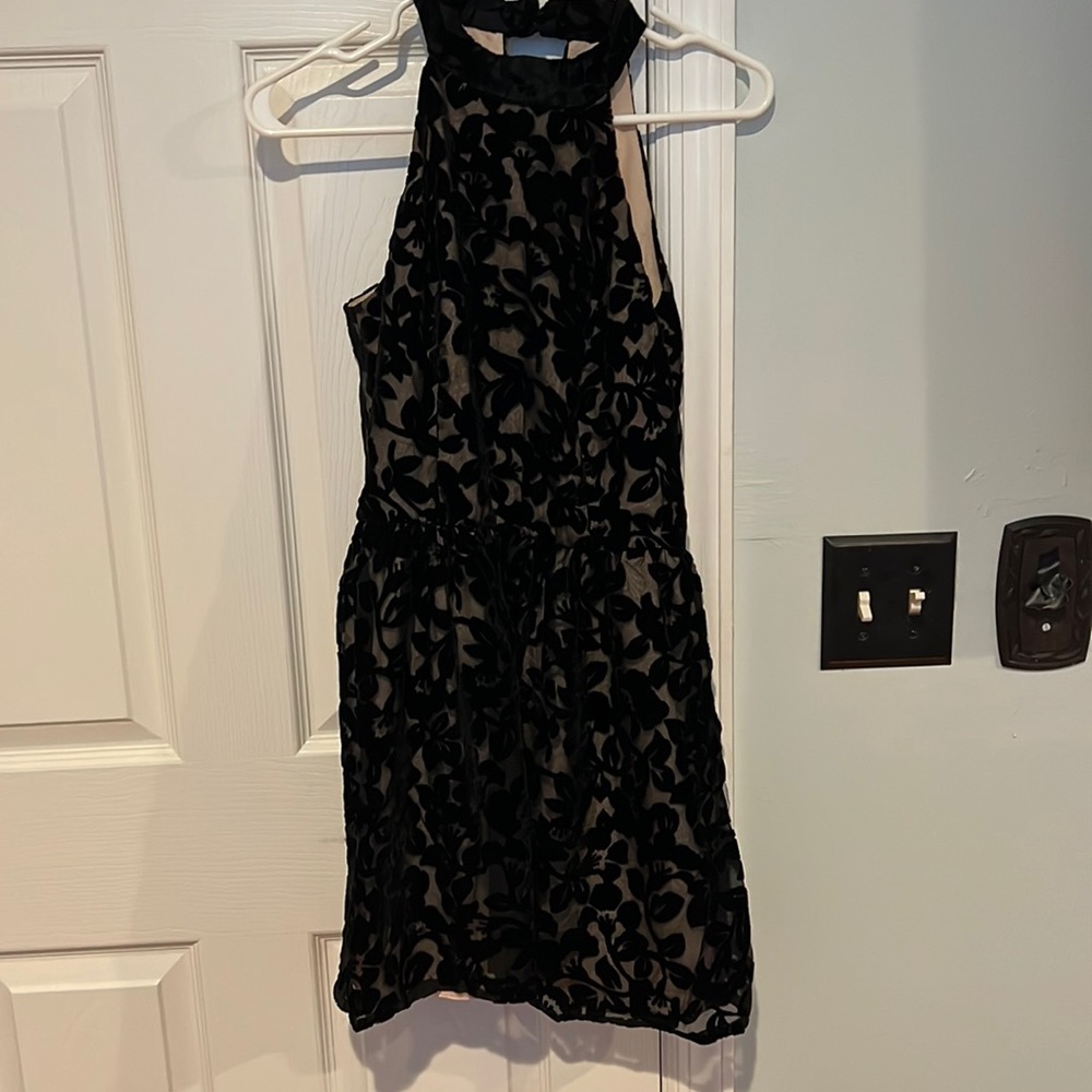 Beautiful black velvet black dress Arden b